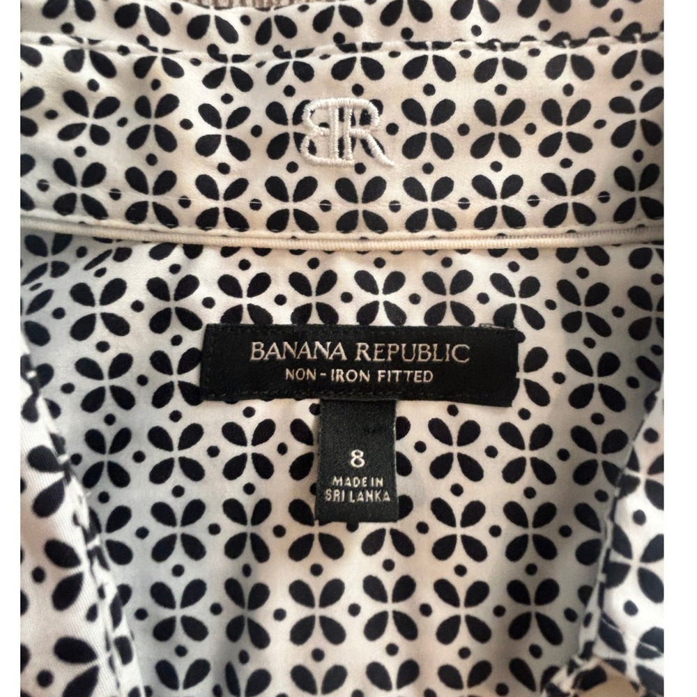 Banana Republic Button Down Women Size 8 Black White Non-Iron Fitted Floral
